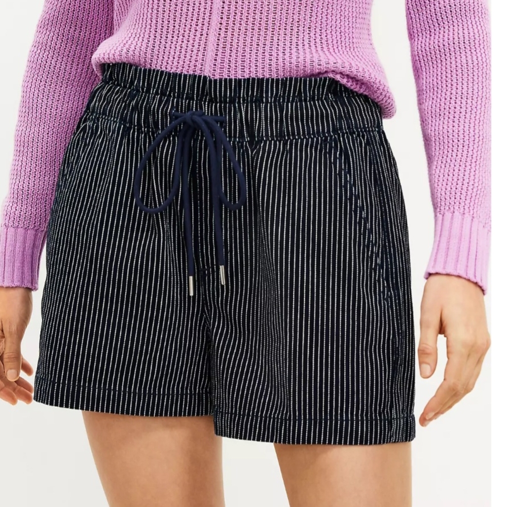 LOFT Blue White Pinstripe Jean Shorts Elastic Waistband Drawstring NWOT Medium